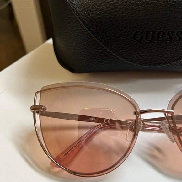 Rose gold cat eye sunglasses - Picture 10 of 11